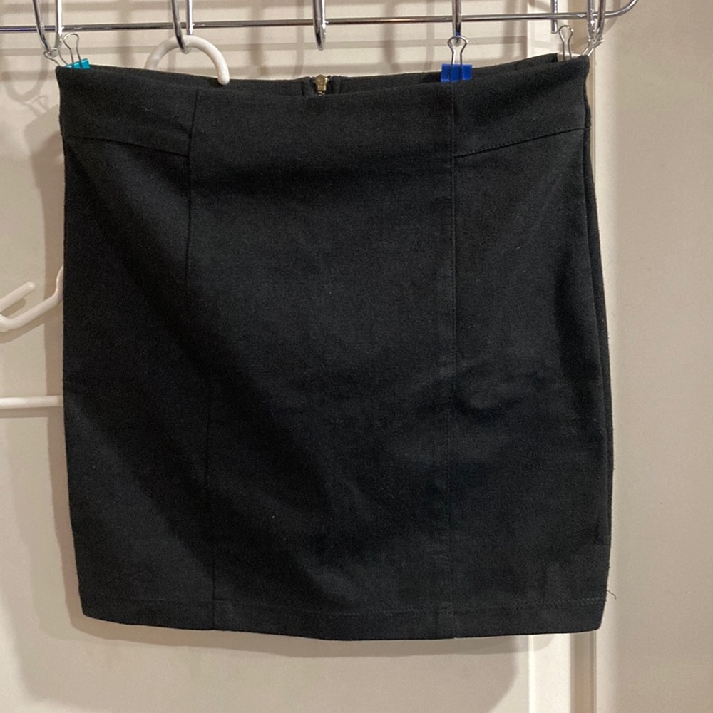 🤑3 for 20$🤑 Black mini skirt with zipper and pockets